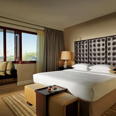 Hyatt Regency 5*