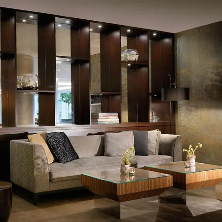 Hyatt Regency מלון