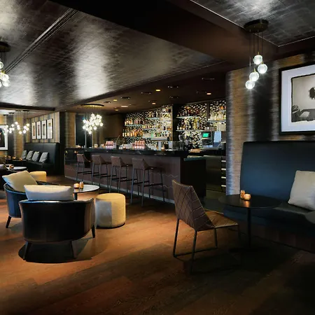 Hyatt Regency Szálloda 5*