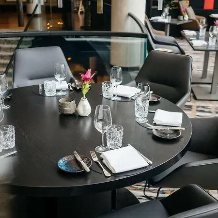 Hyatt Regency Szálloda