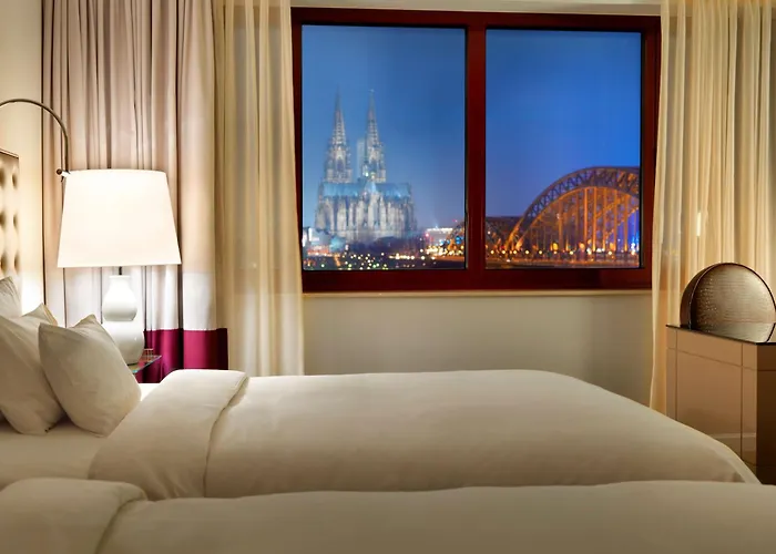 Hyatt Regency 5*