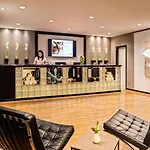 Hyatt Regency Ξενοδοχείο 5*