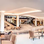 Hyatt Regency Ξενοδοχείο 5*