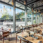 Hyatt Regency Ξενοδοχείο 5*