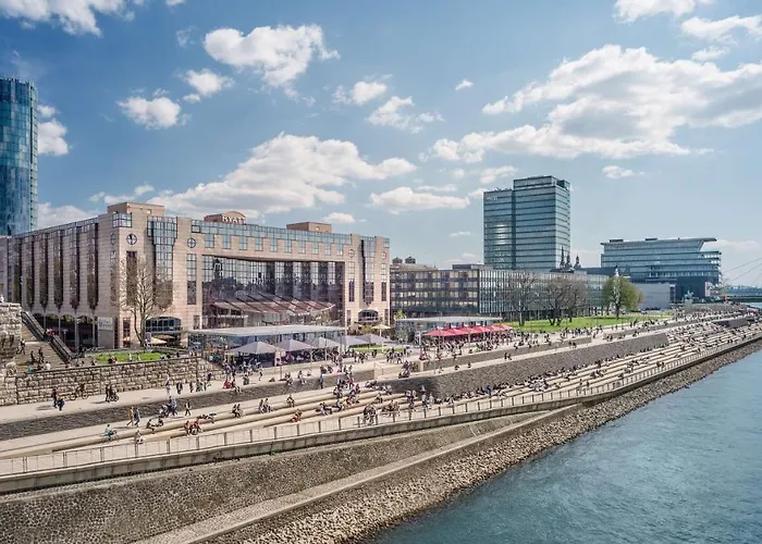 Hyatt Regency 5* Кёльн