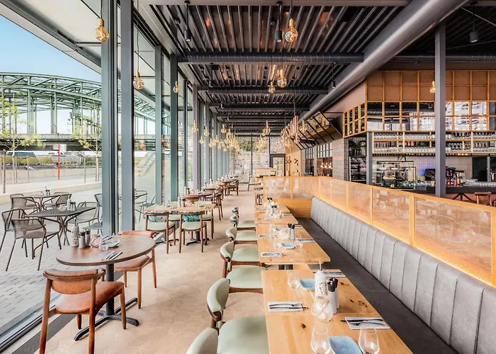 Отель Hyatt Regency