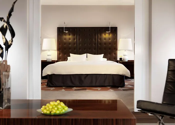 Отель Hyatt Regency Кёльн